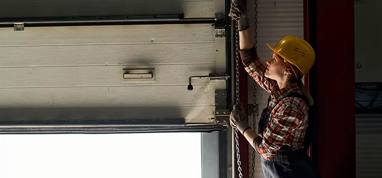 Addressing Common Garage Door Stoppage Issues in Medford, OR
